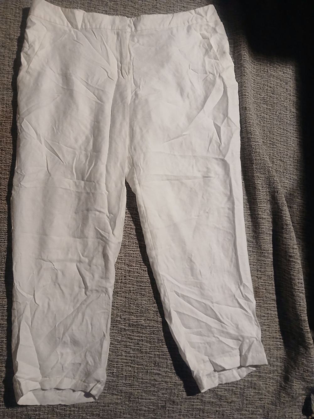 Travelers By Chicos White Casual Cropped Pants Rayon Blend Size 3 Chicos Sizing